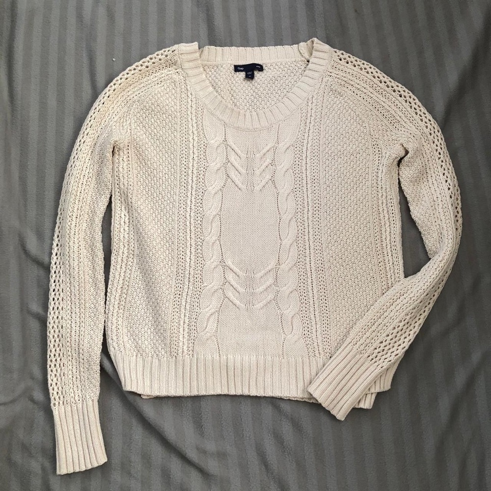 Gap Cable Knit cream Sweater XS